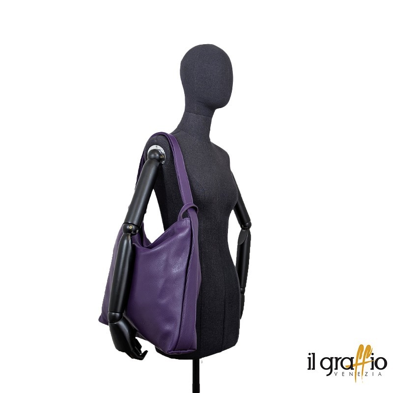 Convertible Bag-Backpack in genuine leather. Made in Italy Convertible Bag-Backpack in genuine leather. Made in Italy