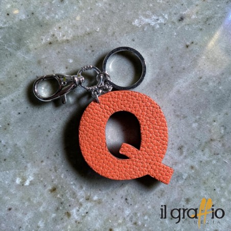 Leather Keychain Letter  Q - Il Graffio Venezia